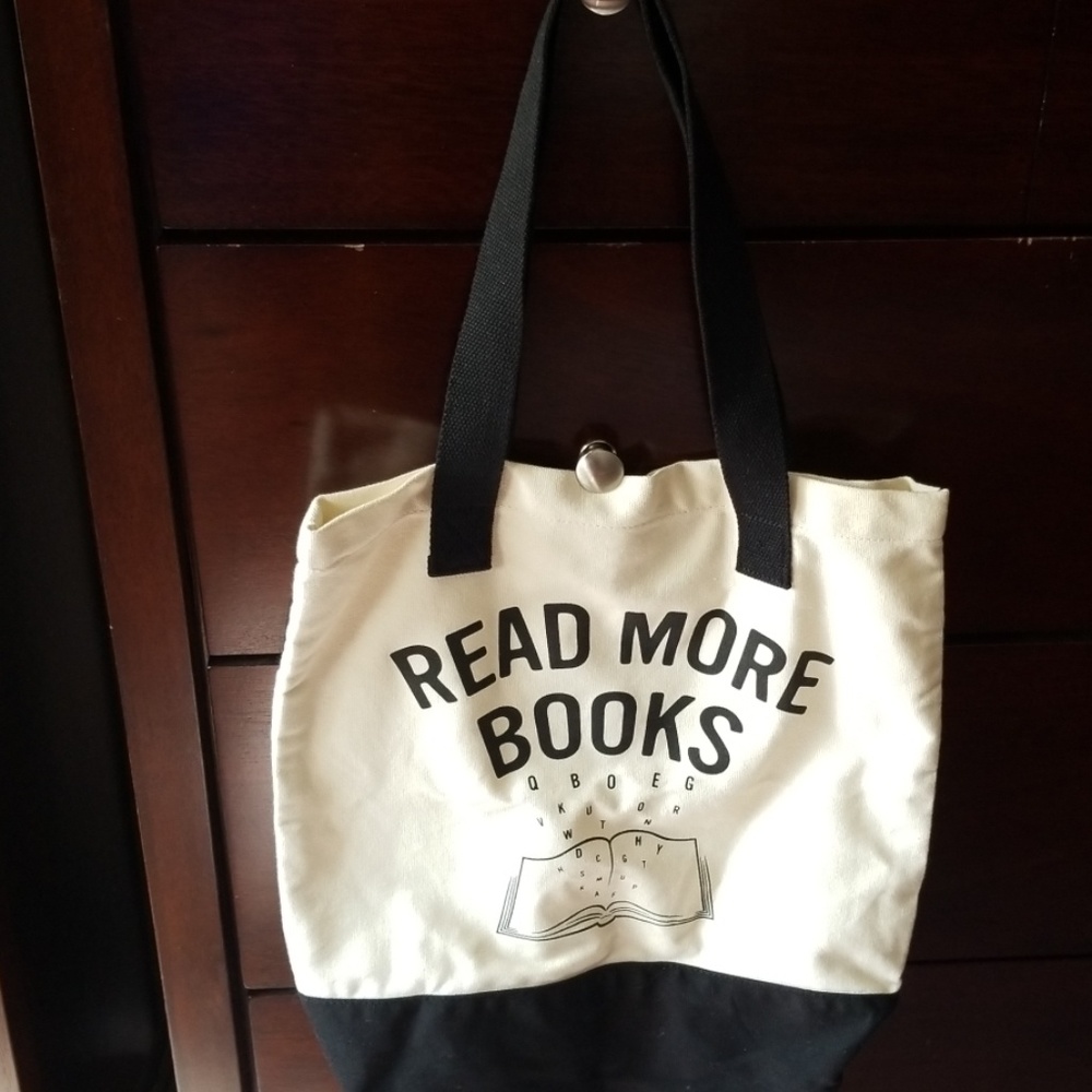 Brand New Read More Books Tote